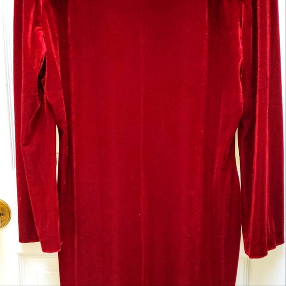 2 FOR 1 Ladies Guillaume brand Cranberry Red & Black velour Dresses, Both - Picture 2 of 5